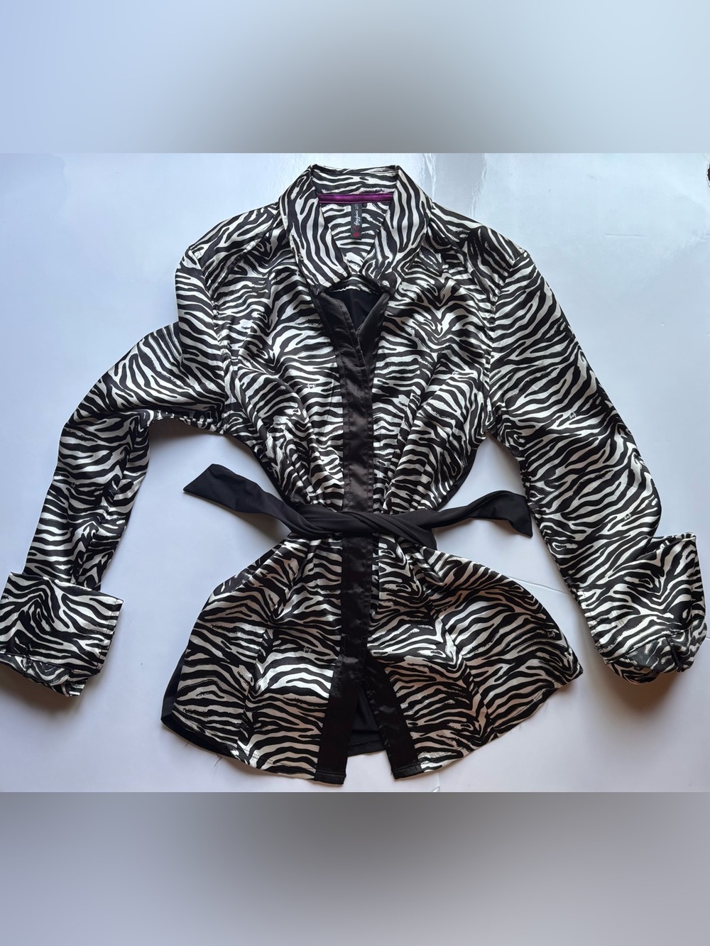 Foxy jeans zebra print satin blouse contrast back corset tie back snatched Y2K